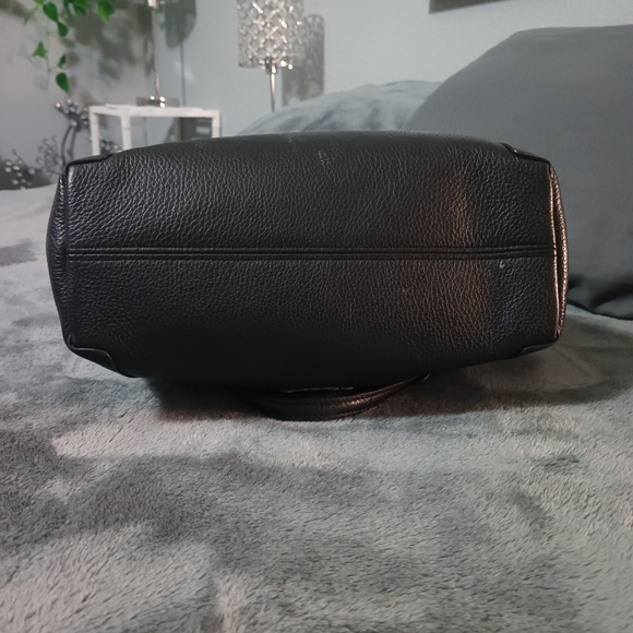 Coach Black Leather Women's Bag - Picture 5 of 12